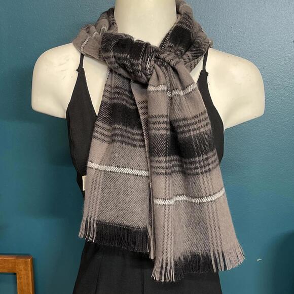 Vintage Cashmere Feel Tartan Scarf - Picture 1 of 3